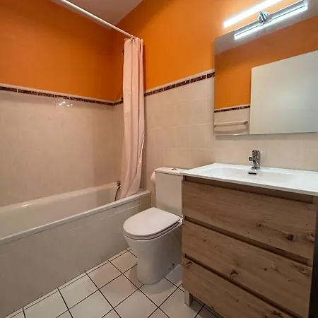 Avec Terrasse Proche Et Parking Gratuit - Fr-1-239-955 Apartment Urrugne